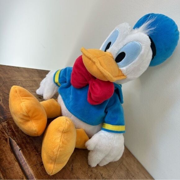 Disney Donald Duck 18" Plush Toy Stuffed Animal Great Used Condition Classic Dis - Picture 1 of 10